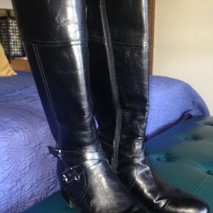 Ladies tall black boot - 8.5 Med Wide Calf